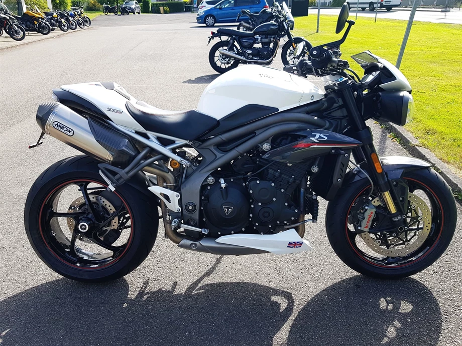 Angebot Triumph Speed Triple 1050 Bild 4: Angebot Triumph Speed Triple 1050