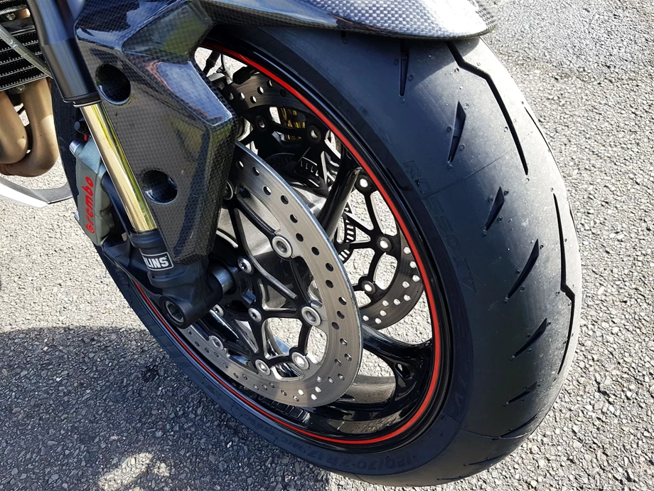 Angebot Triumph Speed Triple 1050 Bild 7: Angebot Triumph Speed Triple 1050