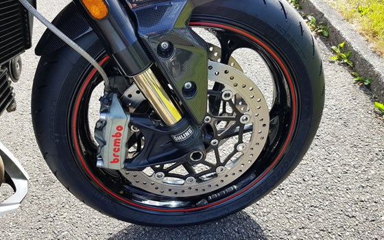 Gebrauchtmotorrad Triumph Speed Triple 1050 - Bild 6