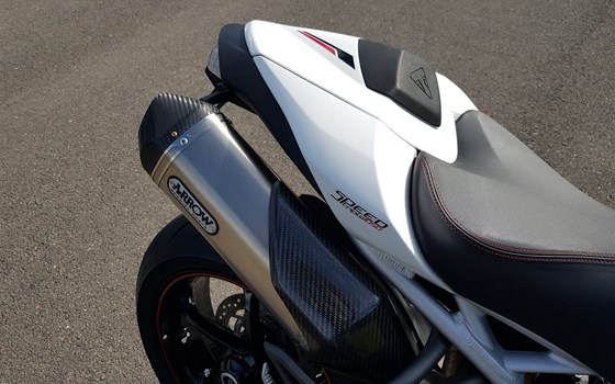 Gebrauchtmotorrad Triumph Speed Triple 1050 - Bild 10