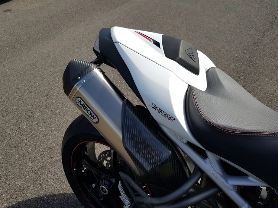 Angebot Triumph Speed Triple 1050 Bild 10: Angebot Triumph Speed Triple 1050