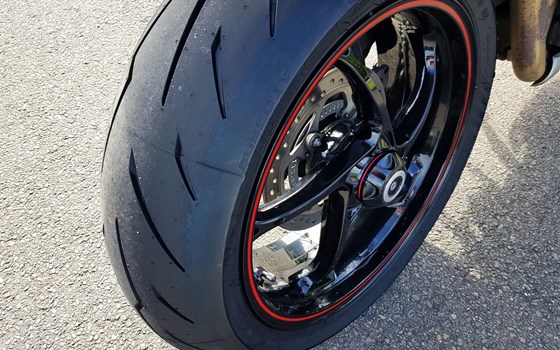 Gebrauchtmotorrad Triumph Speed Triple 1050 - Bild 8