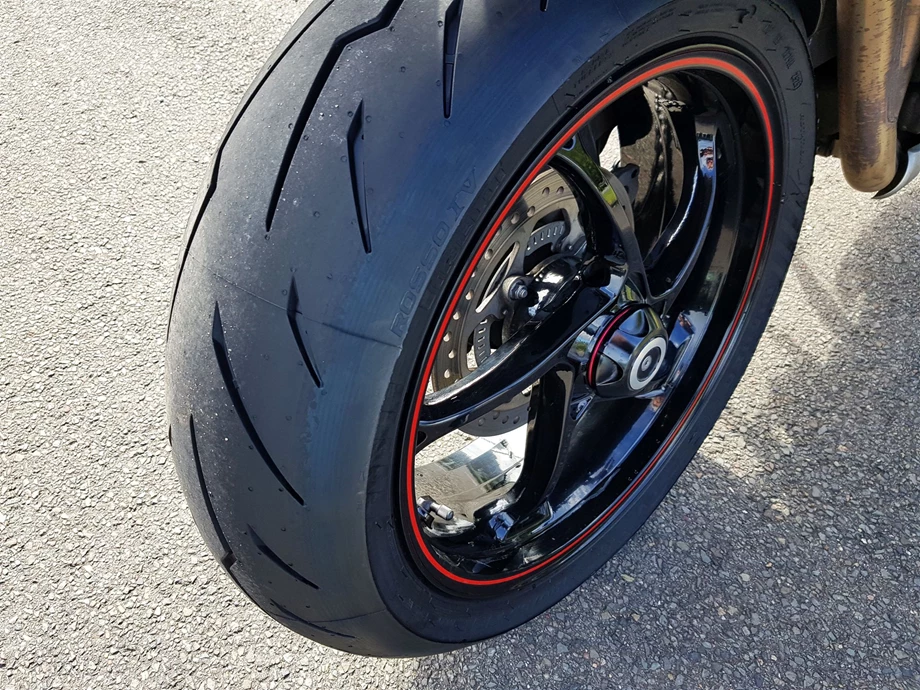 Angebot Triumph Speed Triple 1050 Bild 8: Angebot Triumph Speed Triple 1050