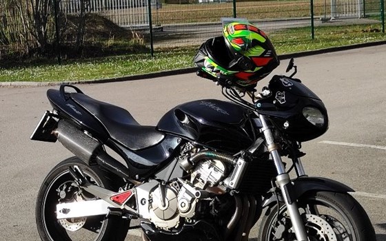 Gebrauchtmotorrad Honda CB 600 F Hornet - Bild 6 Gebrauchtmotorrad Honda CB 600 F Hornet - Bild 6