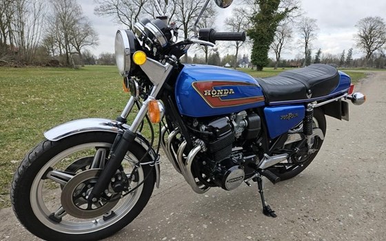 Gebrauchtmotorrad Honda CB 750 F - Bild 2