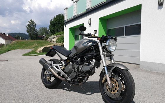 Gebrauchtmotorrad Ducati Monster 900 - Bild 3