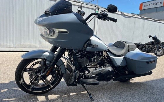 Gebrauchtmotorrad Harley-Davidson Road Glide FLTRX - Bild 10 Gebrauchtmotorrad Harley-Davidson Road Glide FLTRX - Bild 10