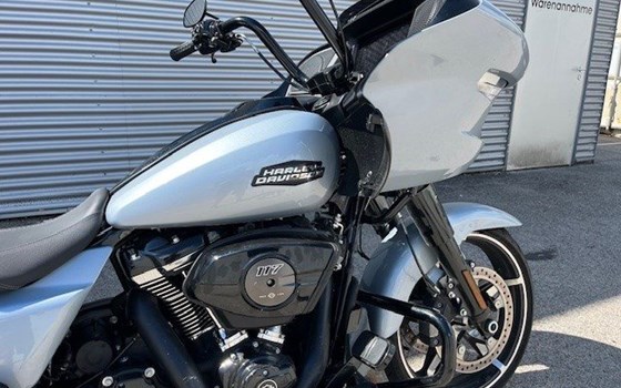 Gebrauchtmotorrad Harley-Davidson Road Glide FLTRX - Bild 3 Gebrauchtmotorrad Harley-Davidson Road Glide FLTRX - Bild 3