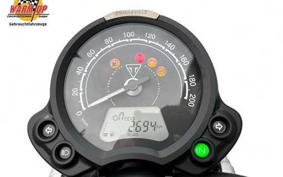 Gebrauchtmotorrad Triumph Scrambler 900 - Bild 8