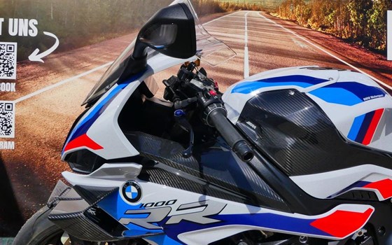 Gebrauchtmotorrad BMW M 1000 RR - Bild 5