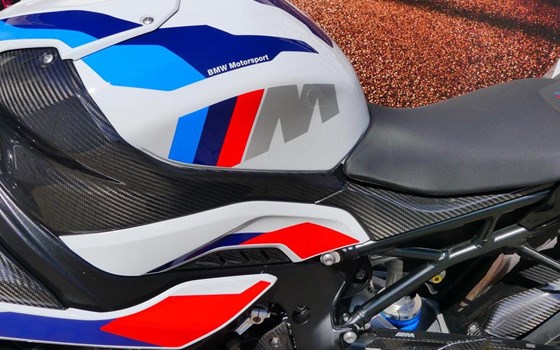 Gebrauchtmotorrad BMW M 1000 RR - Bild 7