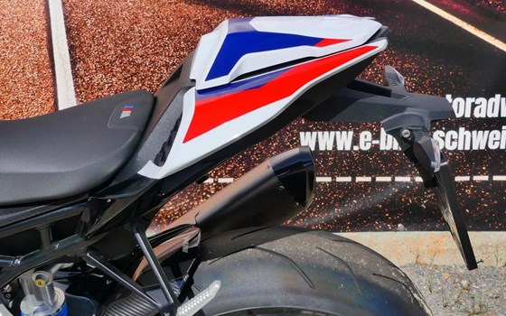 Gebrauchtmotorrad BMW M 1000 RR - Bild 9