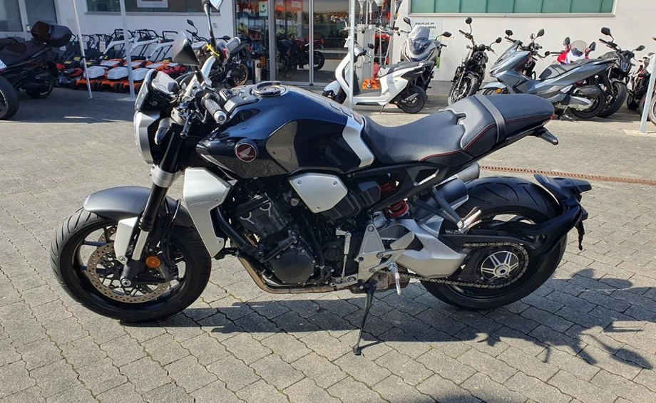 Angebot Honda CB1000R+ Bild 17: Angebot Honda CB1000R+