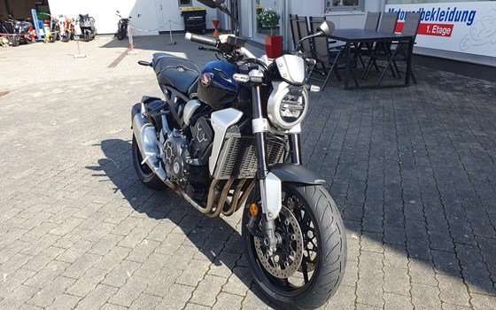 Gebrauchtmotorrad Honda CB1000R+ - Bild 3