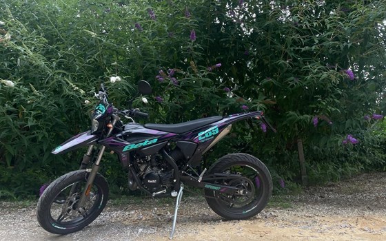 Gebrauchtmotorrad Beta RR Enduro 50 - Bild 2 Gebrauchtmotorrad Beta RR Enduro 50 - Bild 2