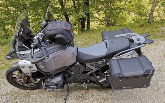 Gebrauchtmotorrad BMW R 1300 GS Adventure - Bild 2 Gebrauchtmotorrad BMW R 1300 GS Adventure - Bild 2