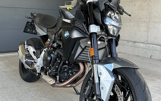 Gebrauchtmotorrad BMW F 900 R - Bild 3 Gebrauchtmotorrad BMW F 900 R - Bild 3
