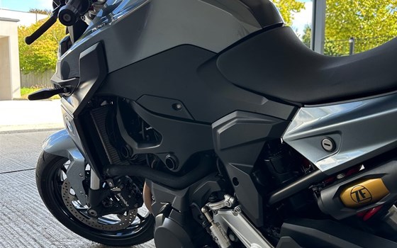 Gebrauchtmotorrad BMW F 900 R - Bild 4 Gebrauchtmotorrad BMW F 900 R - Bild 4
