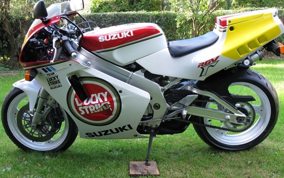 Gebrauchtmotorrad Suzuki RGV 250 - Bild 3