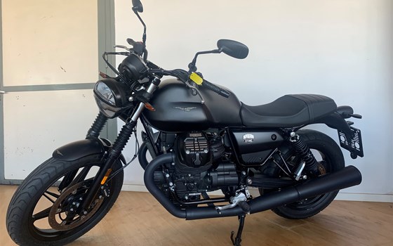 Gebrauchtmotorrad Moto Guzzi V7 Stone - Bild 3 Gebrauchtmotorrad Moto Guzzi V7 Stone - Bild 3