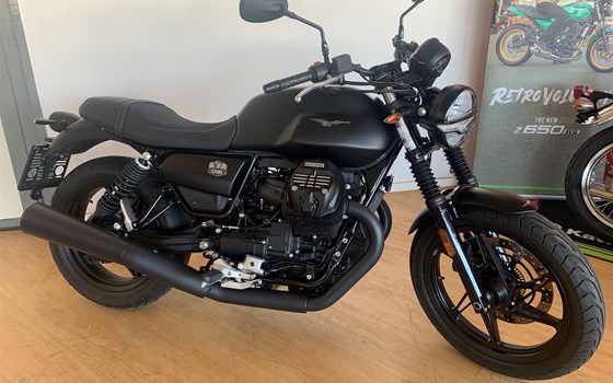 Gebrauchtmotorrad Moto Guzzi V7 Stone - Bild 4 Gebrauchtmotorrad Moto Guzzi V7 Stone - Bild 4