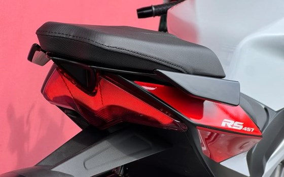 Neufahrzeug Aprilia RS 457 - Bild 2