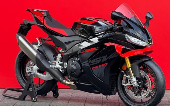 Neufahrzeug Aprilia RSV4 1100 Factory - Bild 1