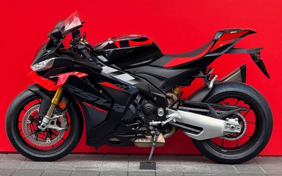 Neufahrzeug Aprilia RSV4 1100 Factory - Bild 15