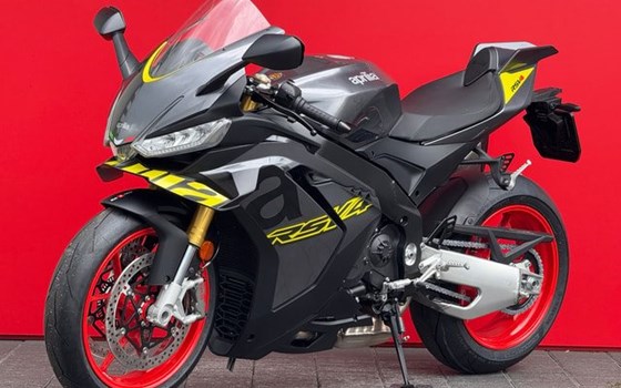 Offerta Aprilia RSV4 1100 - Immagine 3