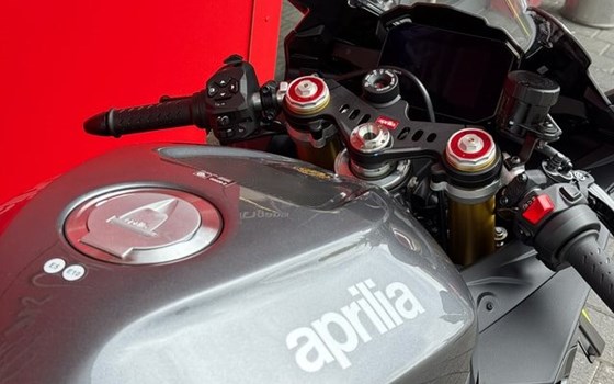 Offerta Aprilia RSV4 1100 - Immagine 5