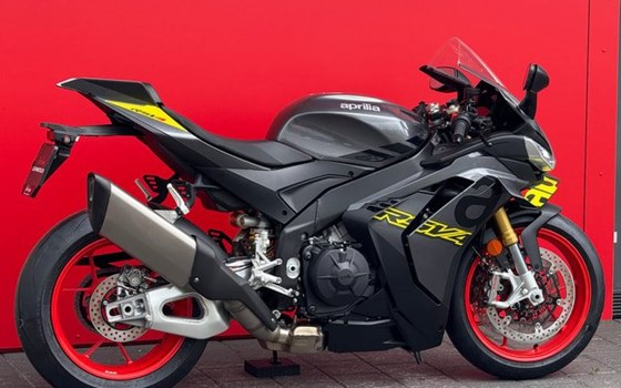 Offerta Aprilia RSV4 1100 - Immagine 6