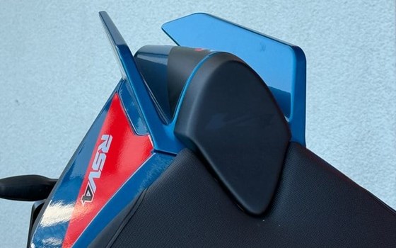 Neufahrzeug Aprilia RSV4 1100 - Bild 11