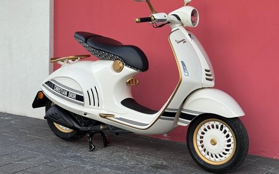 Neufahrzeug Vespa 946 Christian Dior - Bild 9