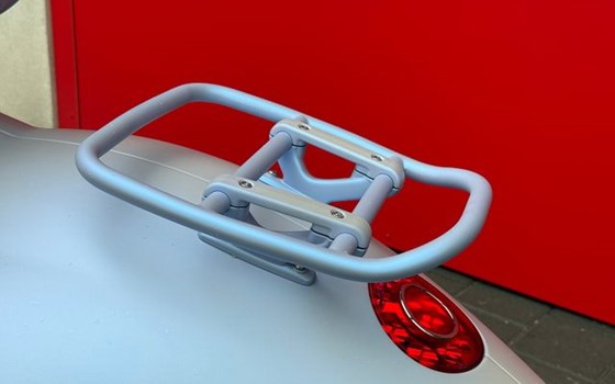 Neufahrzeug Vespa 946 Snake - Bild 4