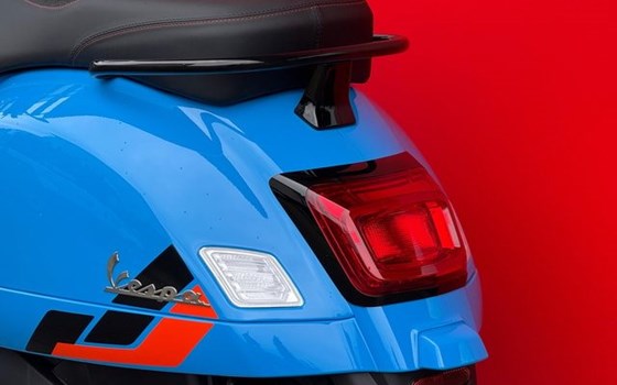 Neufahrzeug Vespa GTS 125 Supersport iGET - Bild 12