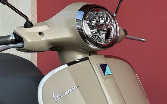 Neufahrzeug Vespa GTS 125 - Bild 6
