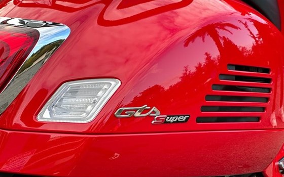 Neufahrzeug Vespa GTS 125 Super - Bild 2