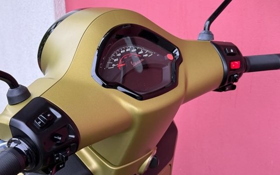 Neufahrzeug Vespa GTS 125 Supersport iGET - Bild 3