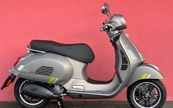 Neufahrzeug Vespa GTS 125 Super Tech - Bild 1