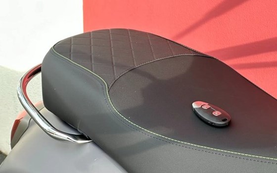 Neufahrzeug Vespa GTS 125 Super Tech - Bild 8