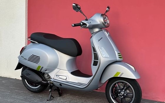 Neufahrzeug Vespa GTS 125 Super Tech - Bild 8