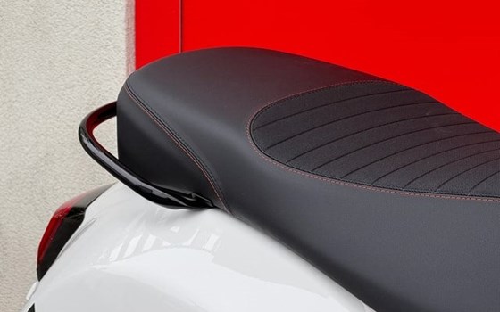 Neufahrzeug Vespa GTS 310 SuperSport - Bild 8