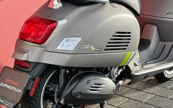 Neufahrzeug Vespa GTS 300 hpe Super Tech - Bild 9