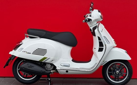 Neufahrzeug Vespa GTS 310 SuperTech - Bild 1