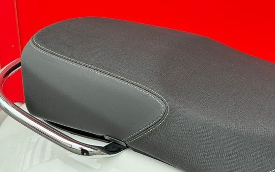 Neufahrzeug Vespa GTS 310 SuperTech - Bild 7