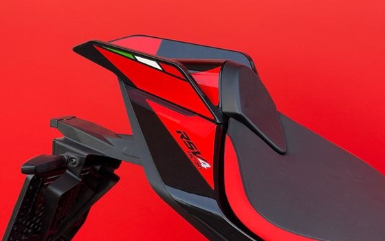 Neufahrzeug Aprilia RSV4 1100 Factory - Bild 16