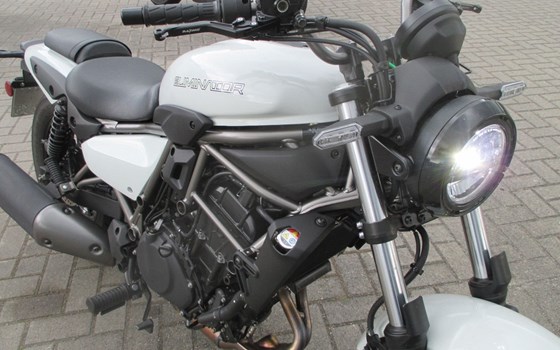Gebrauchtmotorrad Kawasaki Eliminator 500 - Bild 5
