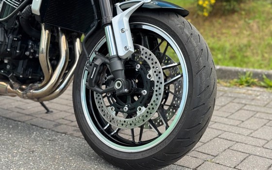 Gebrauchtmotorrad Kawasaki Z900 RS - Bild 8