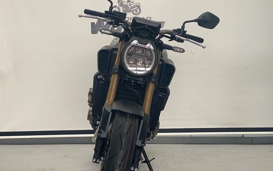 Neufahrzeug Honda CB650R E-Clutch - Bild 4