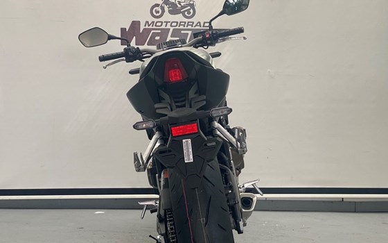 Neufahrzeug Honda CB650R E-Clutch - Bild 8